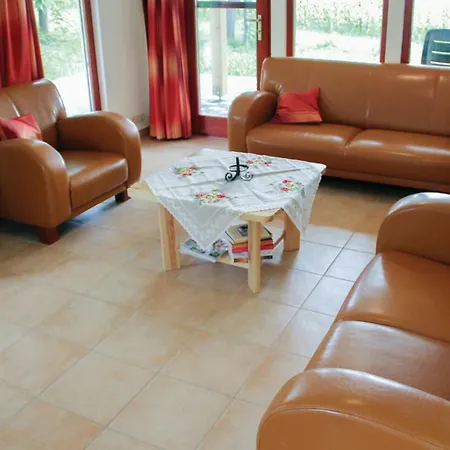 Three-bedroom Holiday In Ferienhaus Szolad