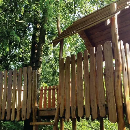 Ferienhaus Three-bedroom Holiday In Szolad