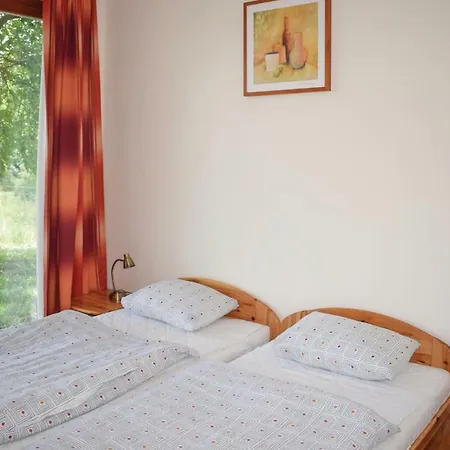 Three-bedroom Holiday In Ferienhaus Szolad